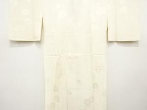 流水に菊模様織り出し　長襦袢